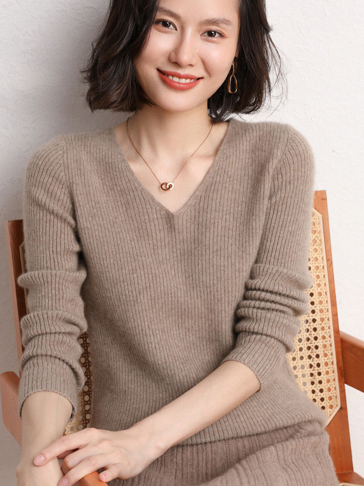 Womens Lightweight V-Neck Sweater