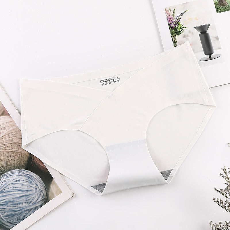 Ice Silk Seamless Underwear